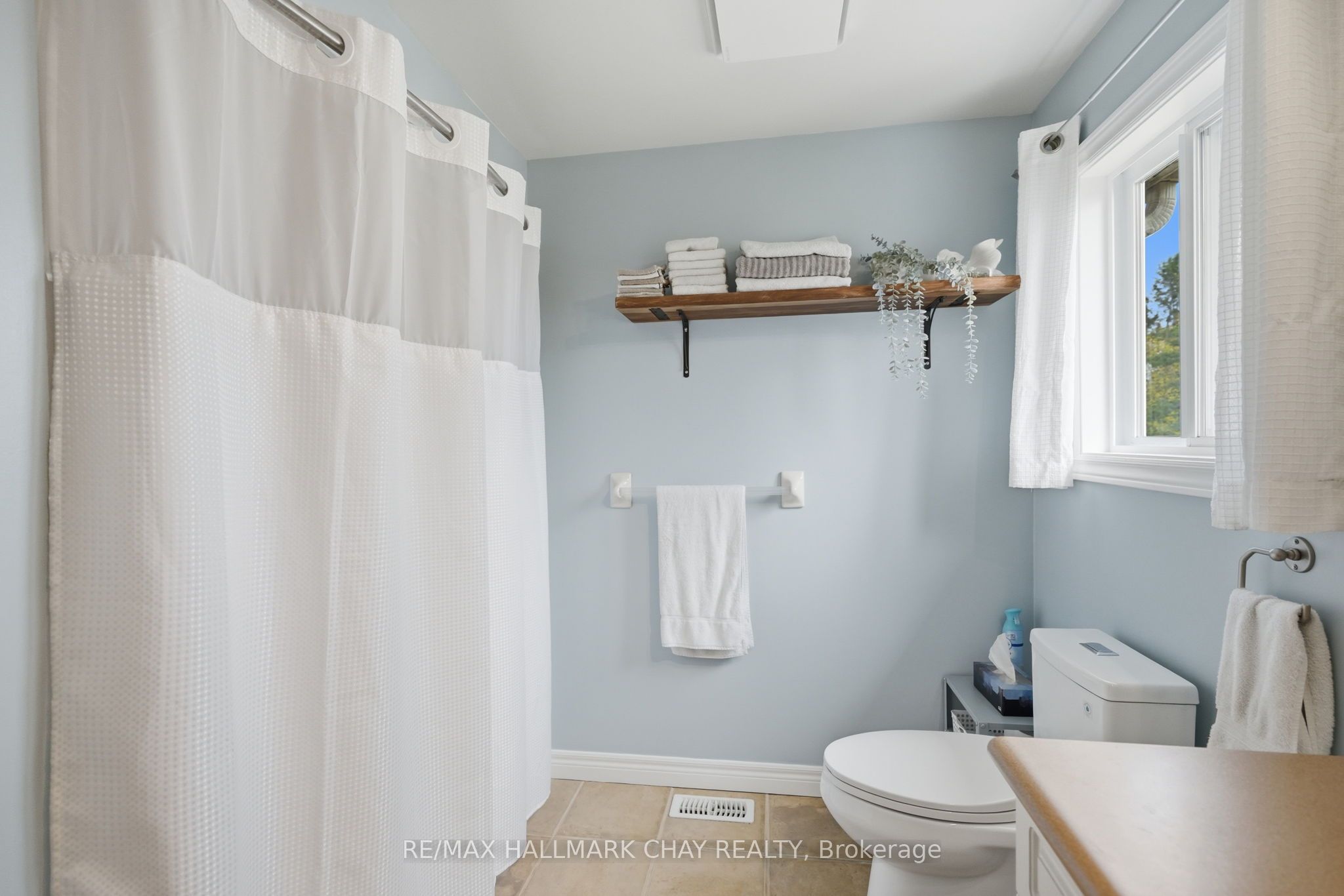 17 Armeda Clow Crescent Property Photo 35