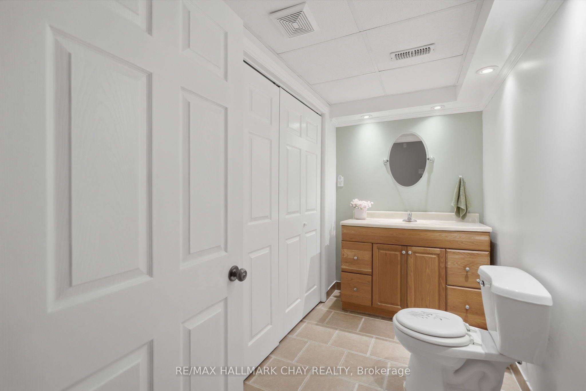 17 Armeda Clow Crescent Property Photo 37