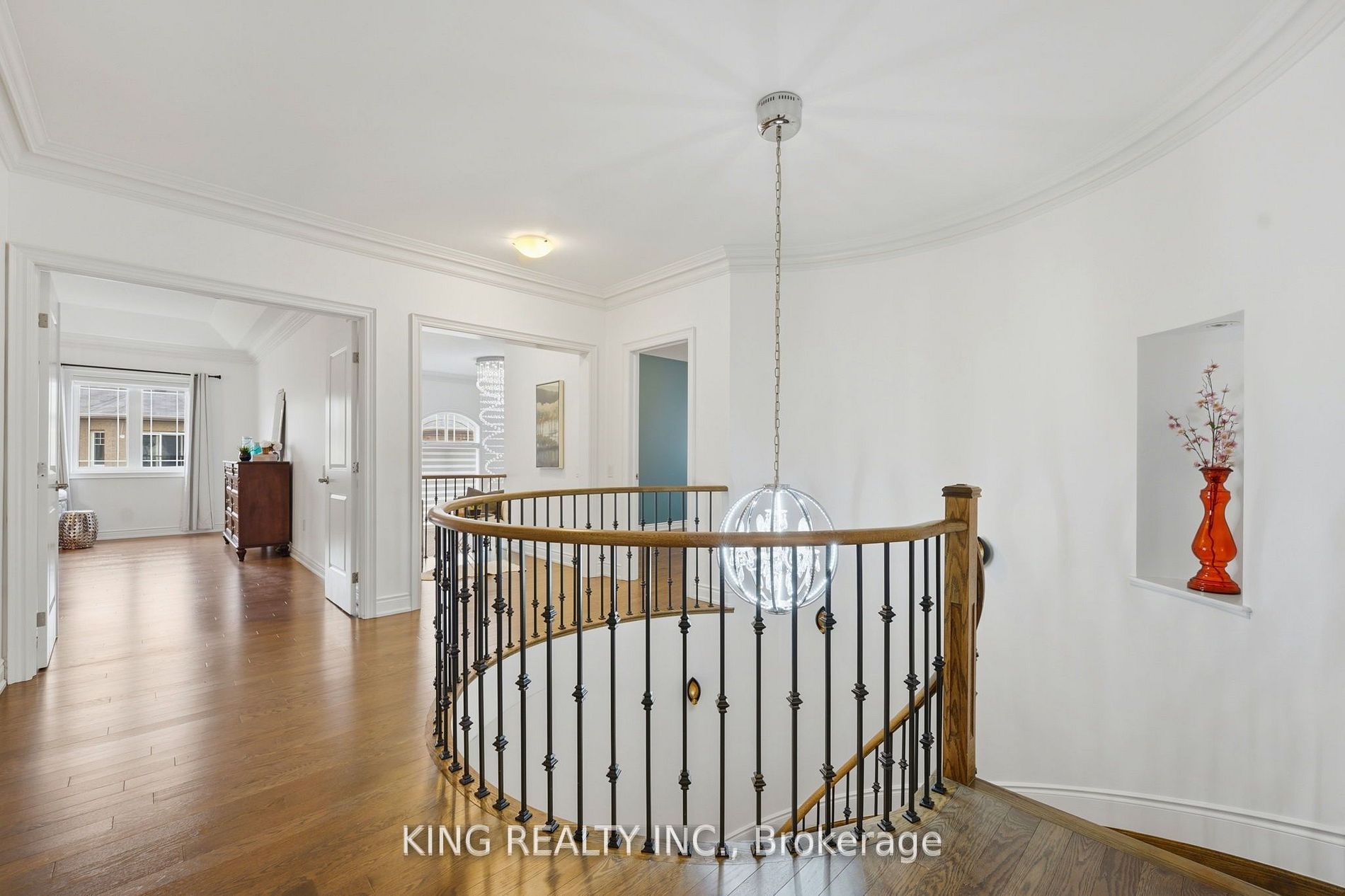 76 Chesney Crescent Property Photo 20