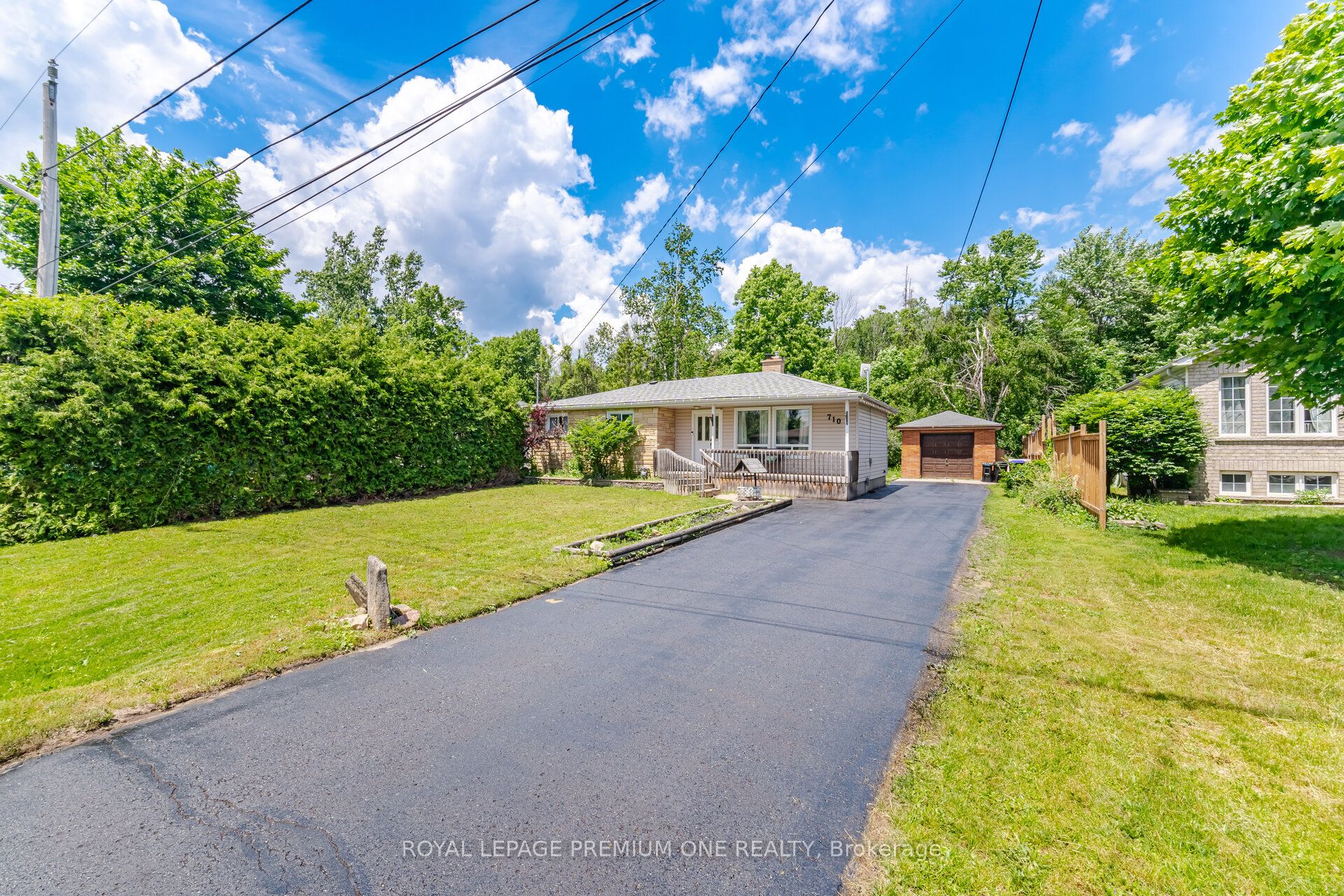 710 Rose Lane Property Photo 4