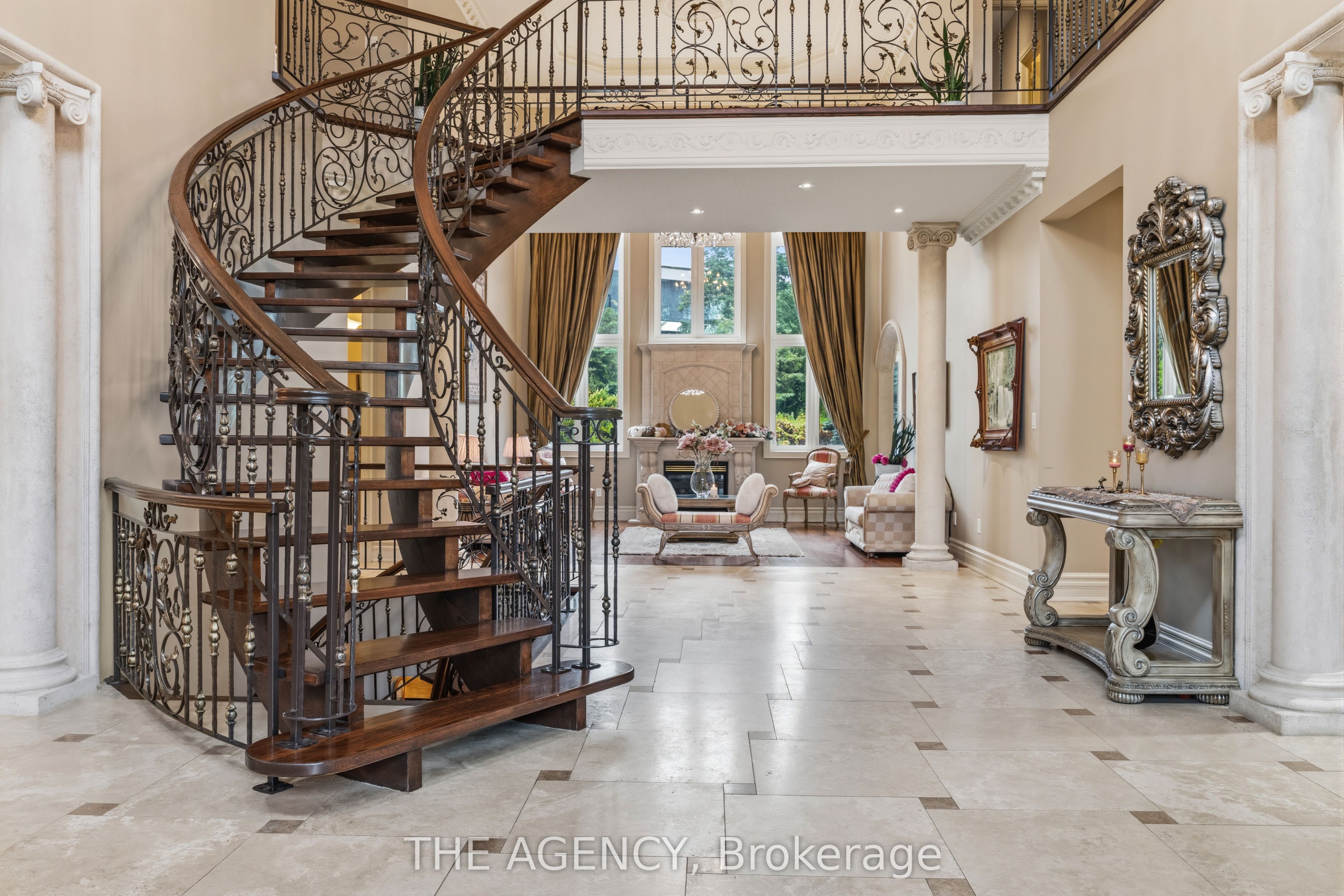 16 Dew Drop Court Property Photo 18