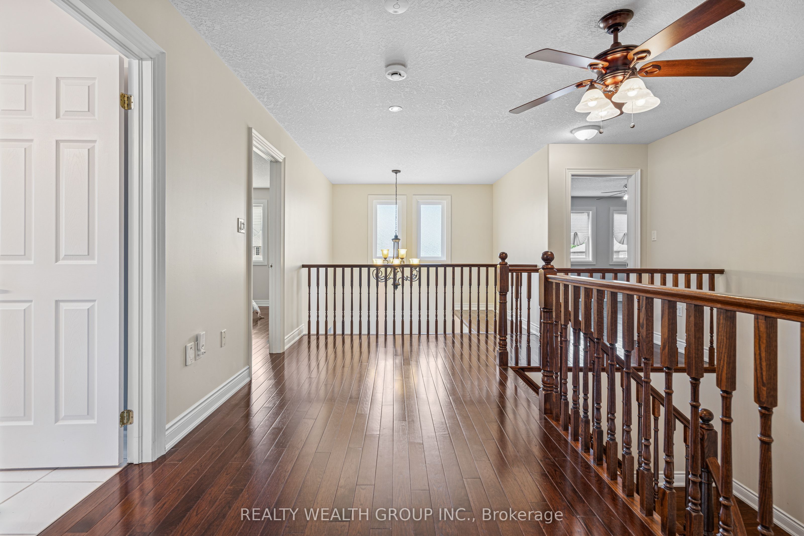 896 Booth Avenue Property Photo 10