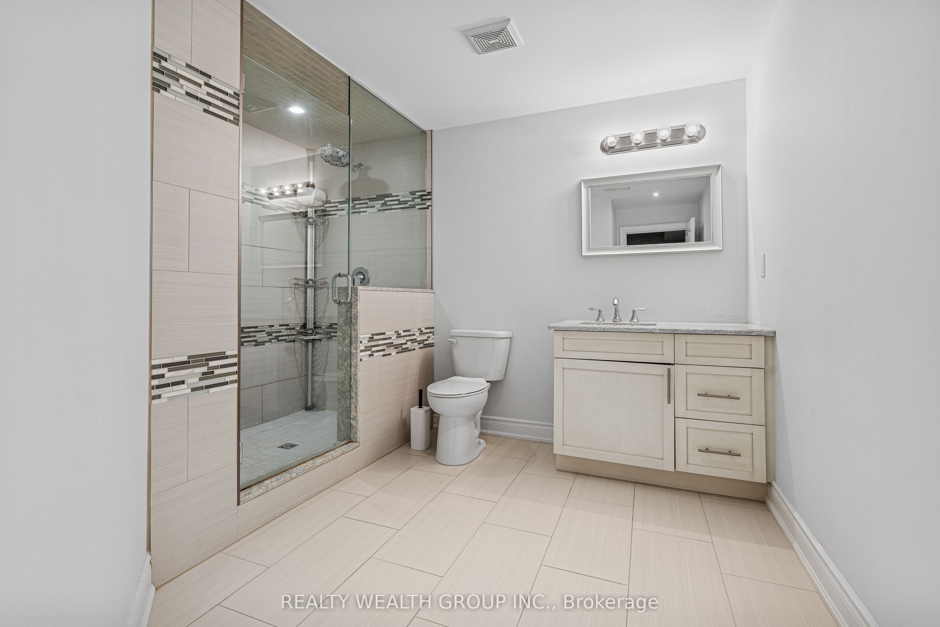 896 Booth Avenue Property Photo 21