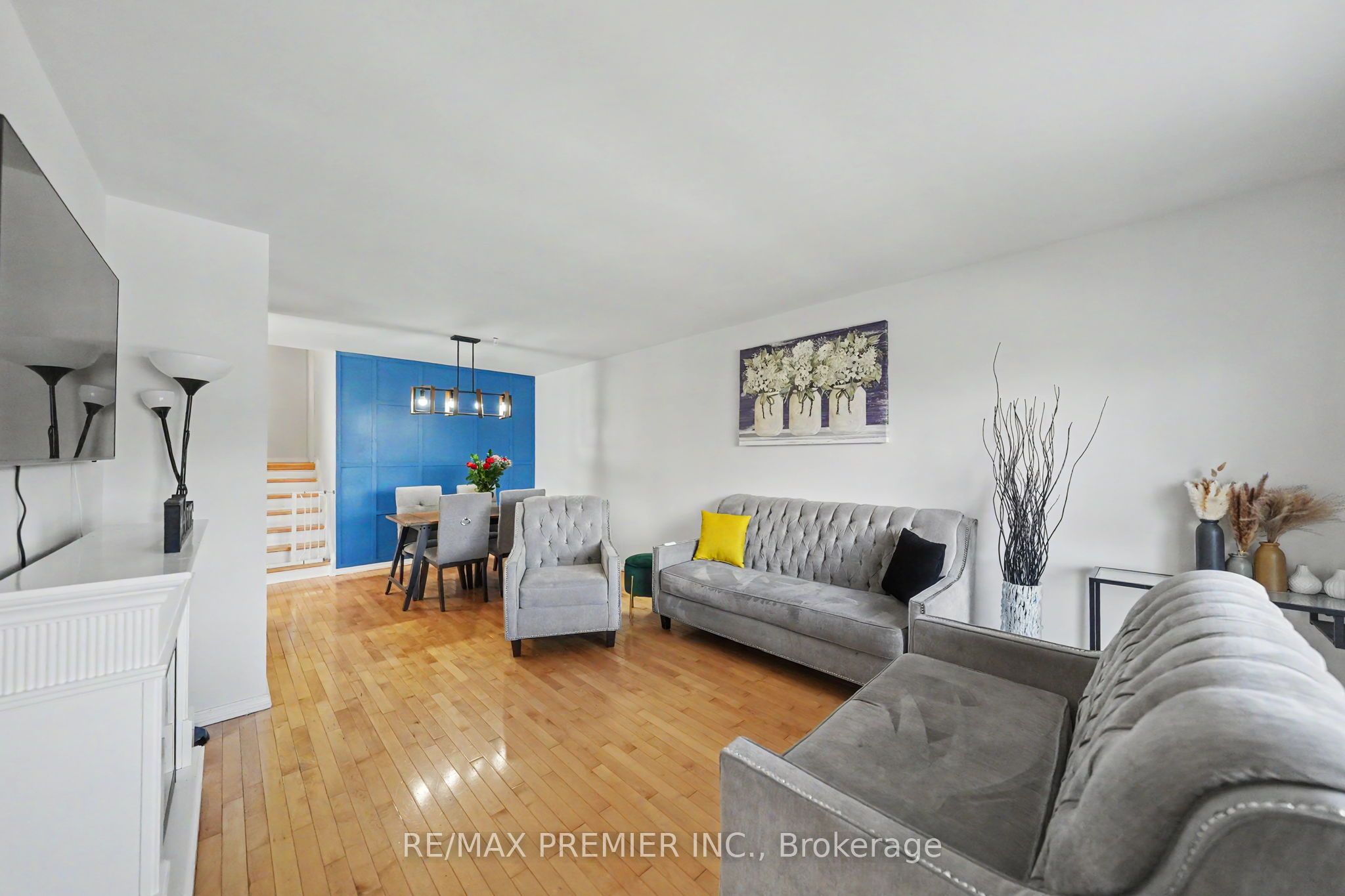 249 Britannia Avenue Property Photo 5