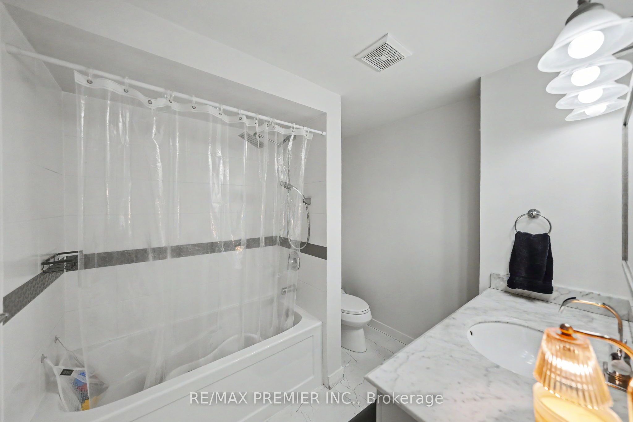 249 Britannia Avenue Property Photo 16