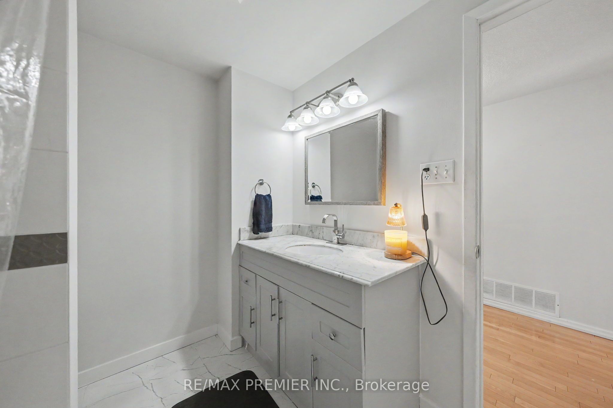 249 Britannia Avenue Property Photo 17