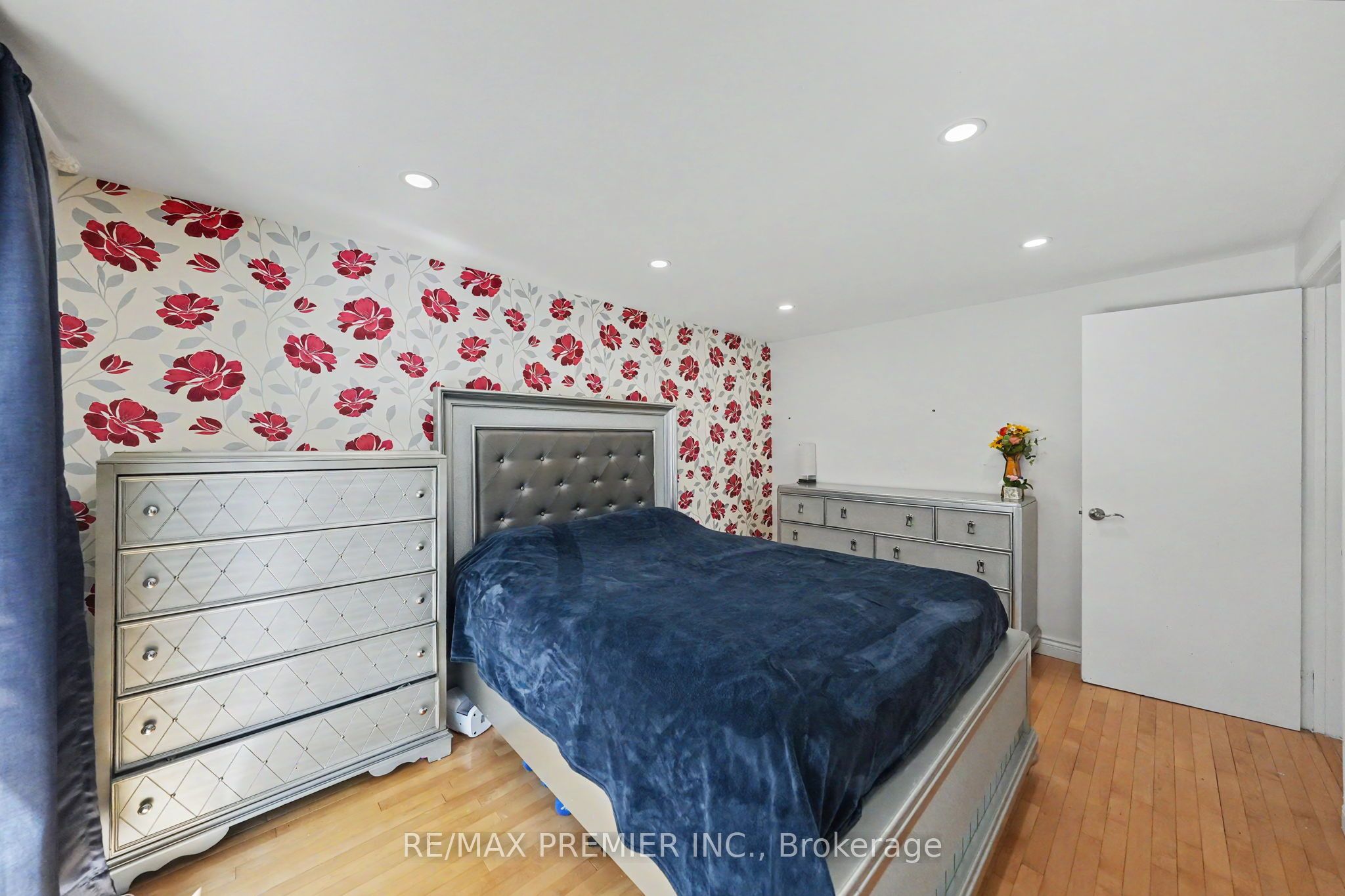 249 Britannia Avenue Property Photo 19