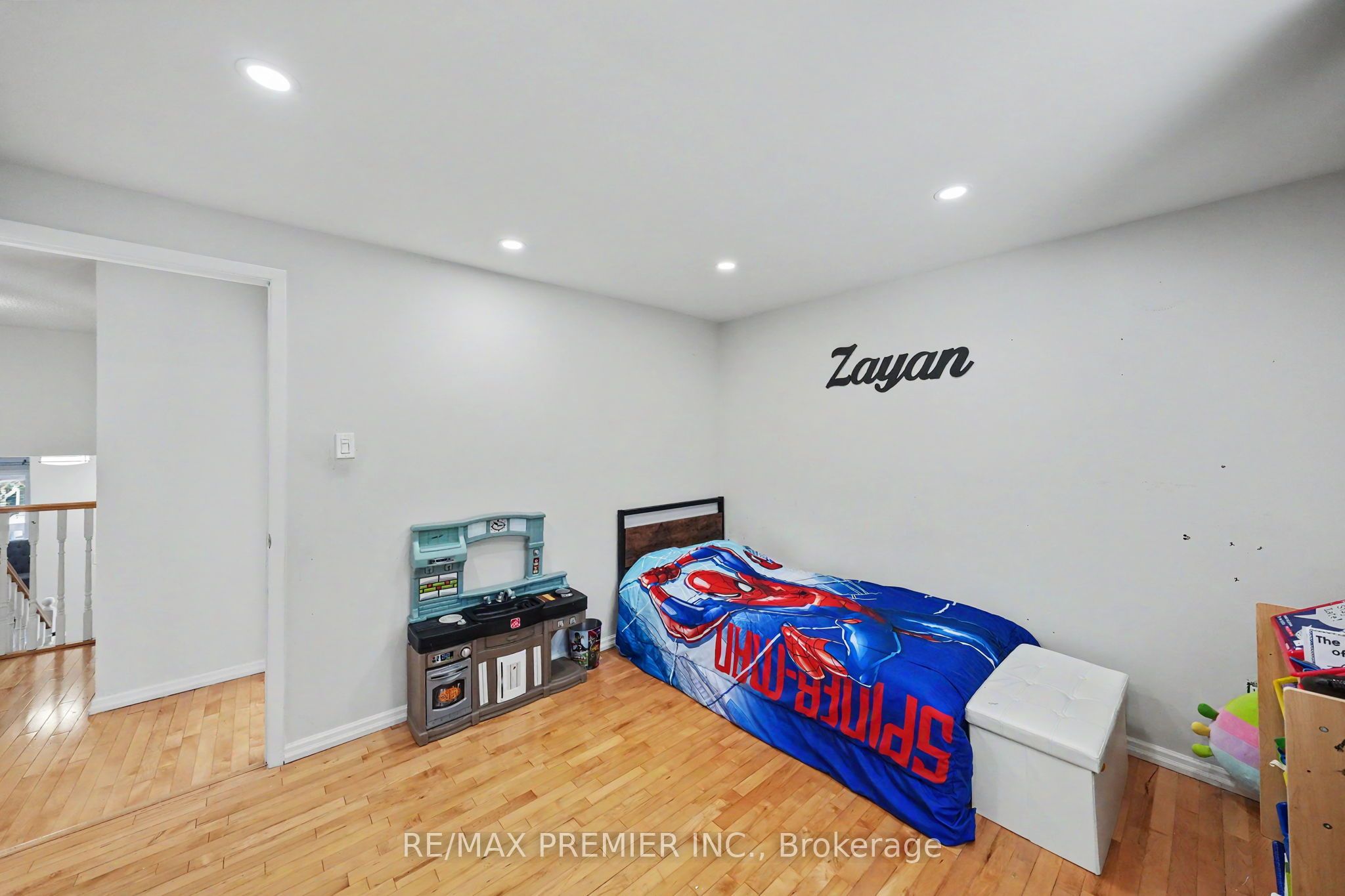 249 Britannia Avenue Property Photo 22