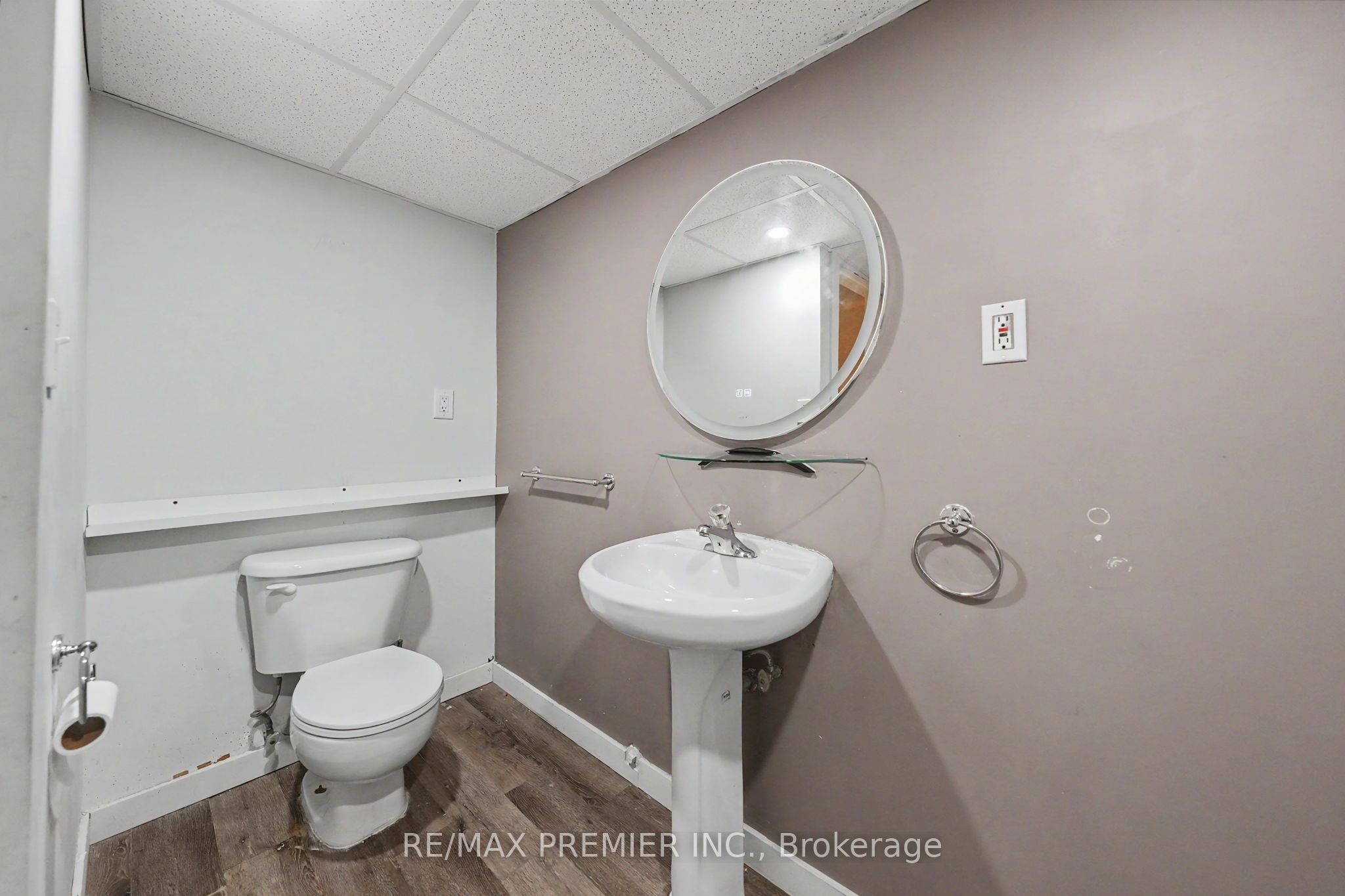 249 Britannia Avenue Property Photo 29