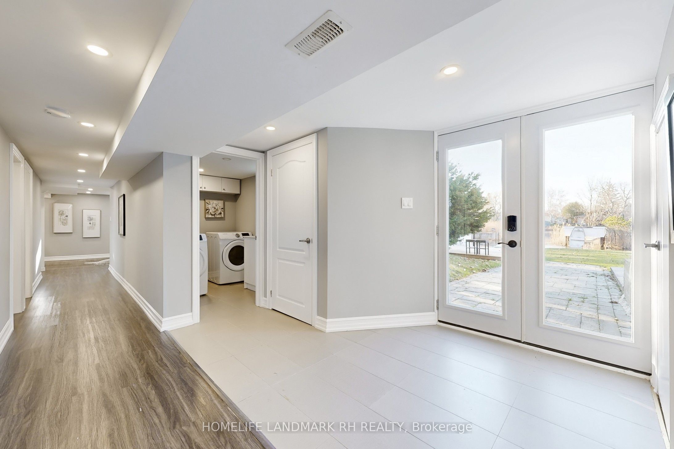 88 Riverglen Drive Property Photo 28