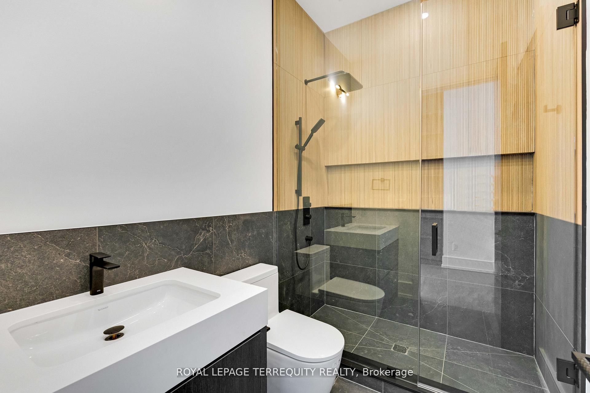 17 Connor Drive Property Photo 28