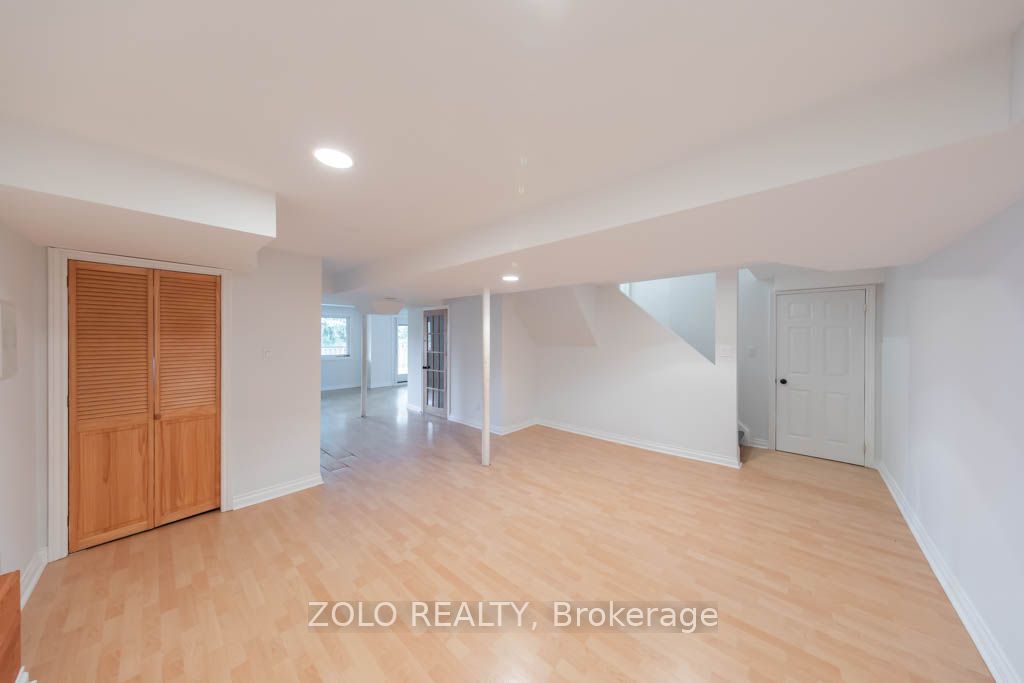 170 Widdifield Avenue Property Photo 16