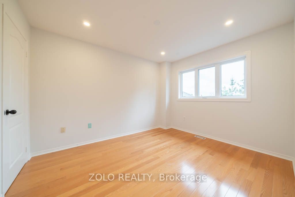 170 Widdifield Avenue Property Photo 19