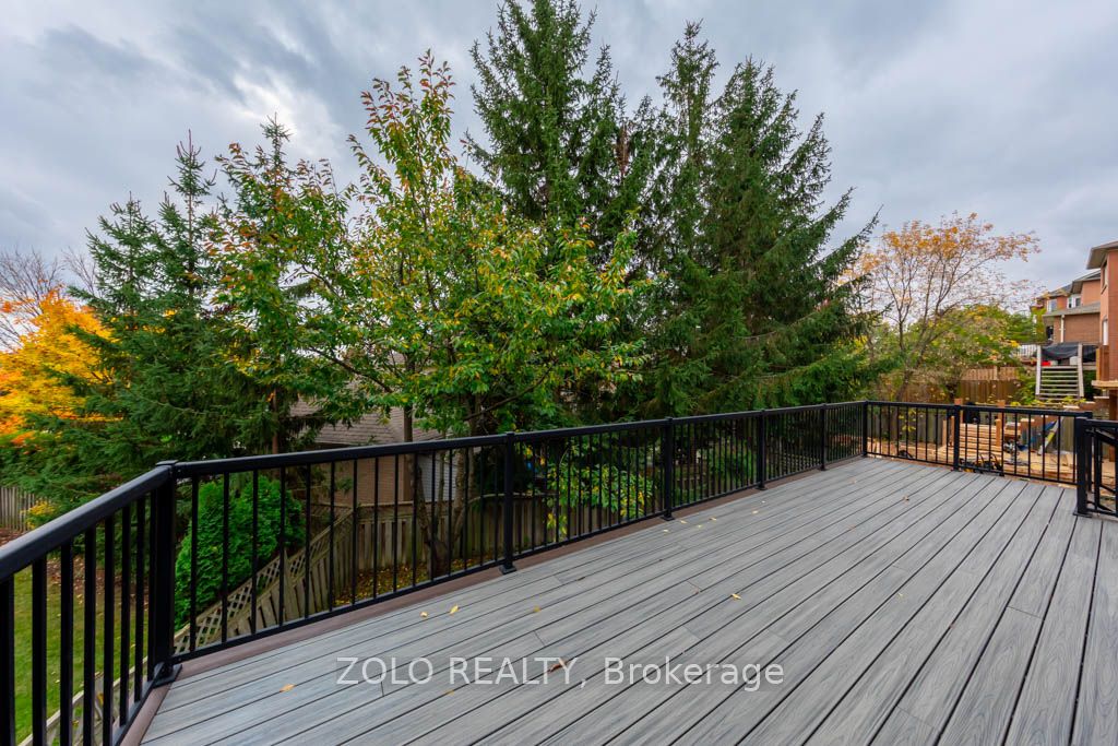 170 Widdifield Avenue Property Photo 25