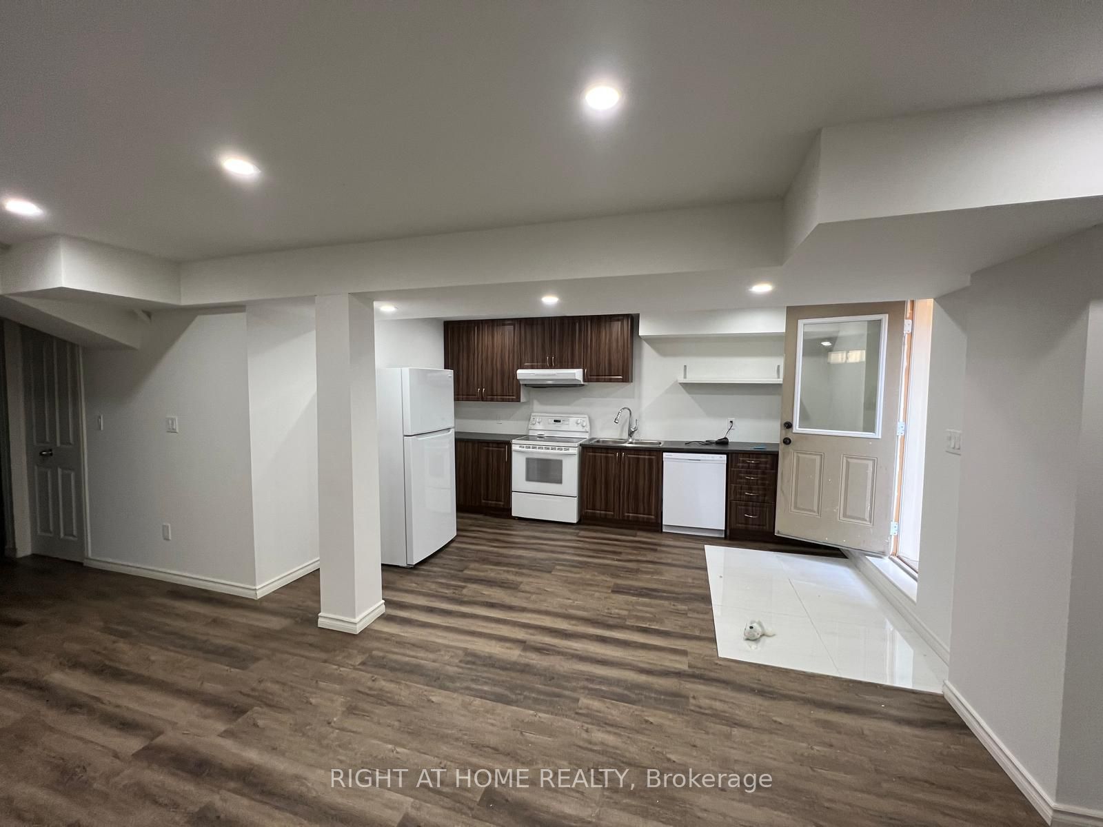 131 Killington Avenue Property Photo 34