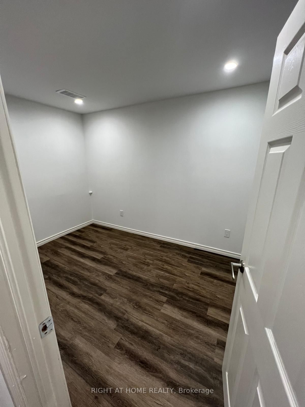 131 Killington Avenue Property Photo 39