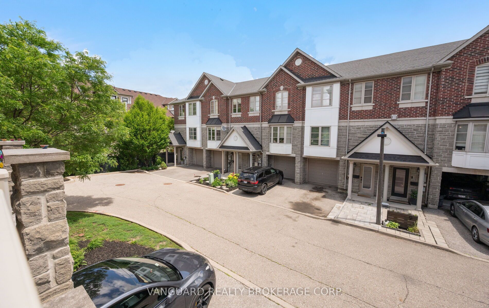 8441 Islington Avenue 3 Property Photo 2