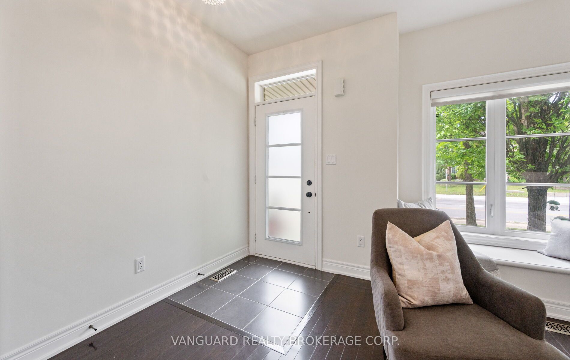 8441 Islington Avenue 3 Property Photo 7