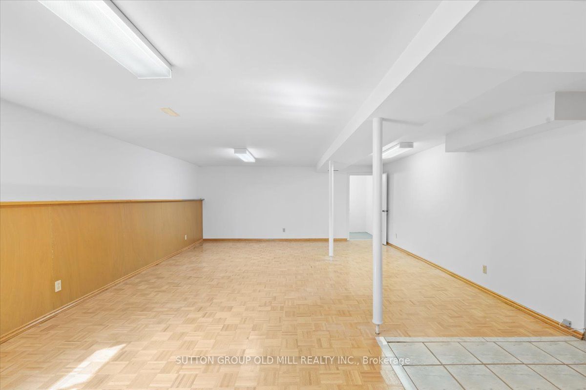 37 Brandy Crescent Property Photo 8