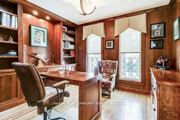 30 Deanbank Drive Property Photo 6