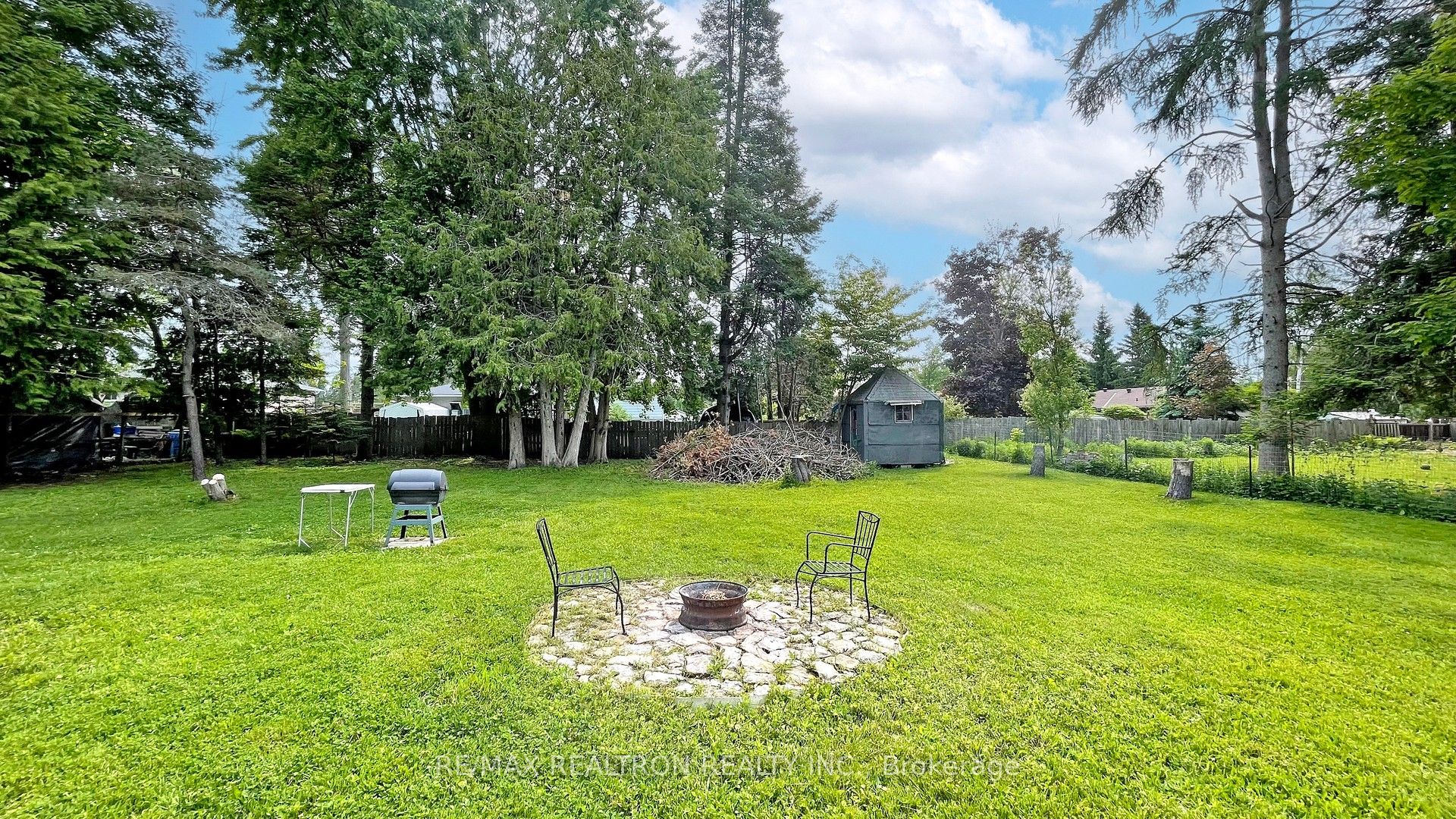 2807 25th Side Road Property Photo 28