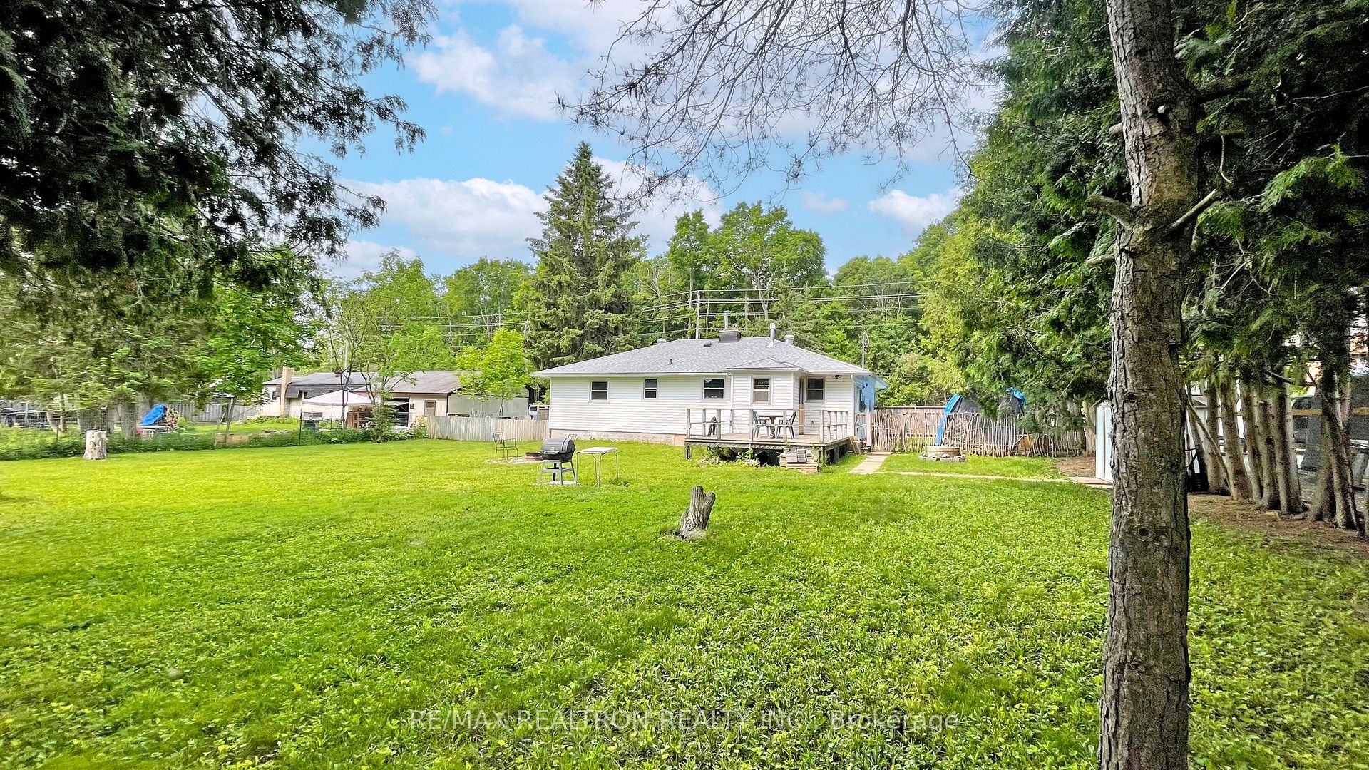 2807 25th Side Road Property Photo 30