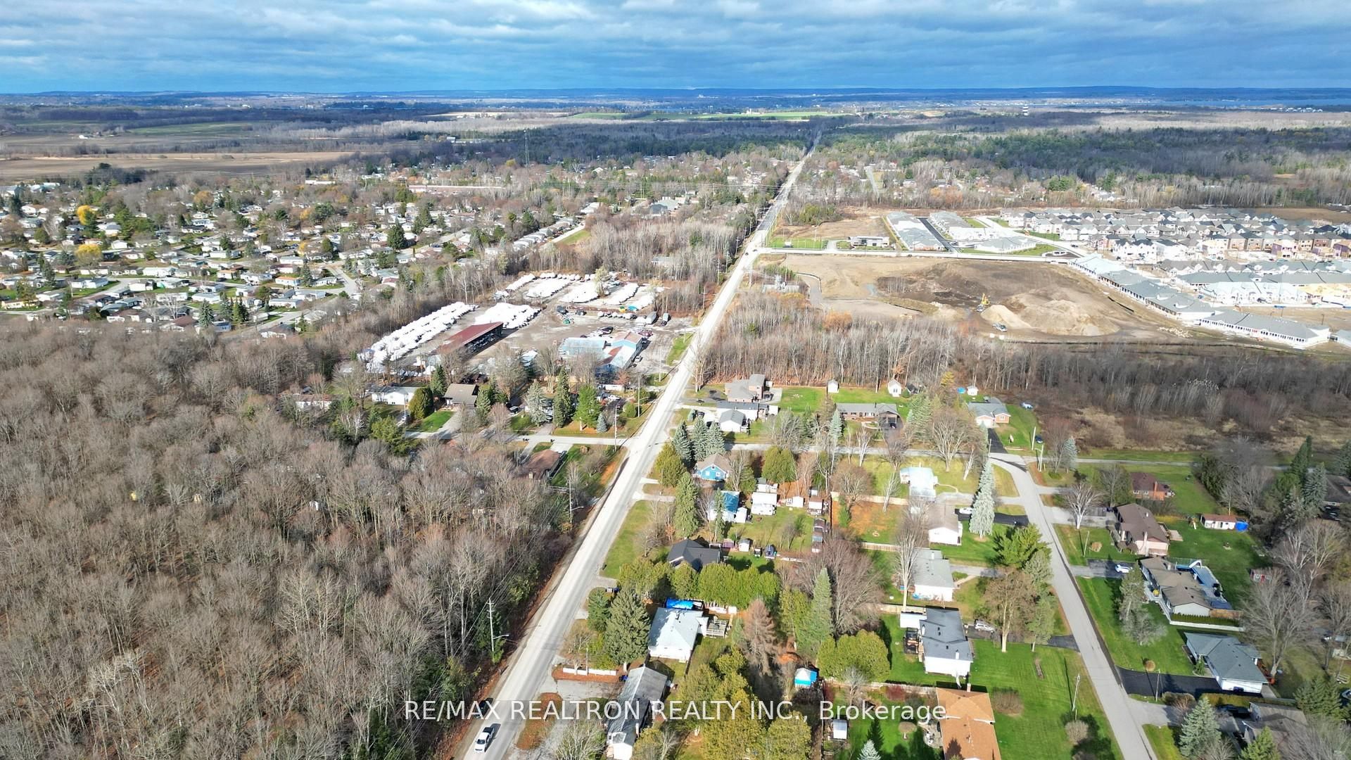 2807 25th Side Road Property Photo 37