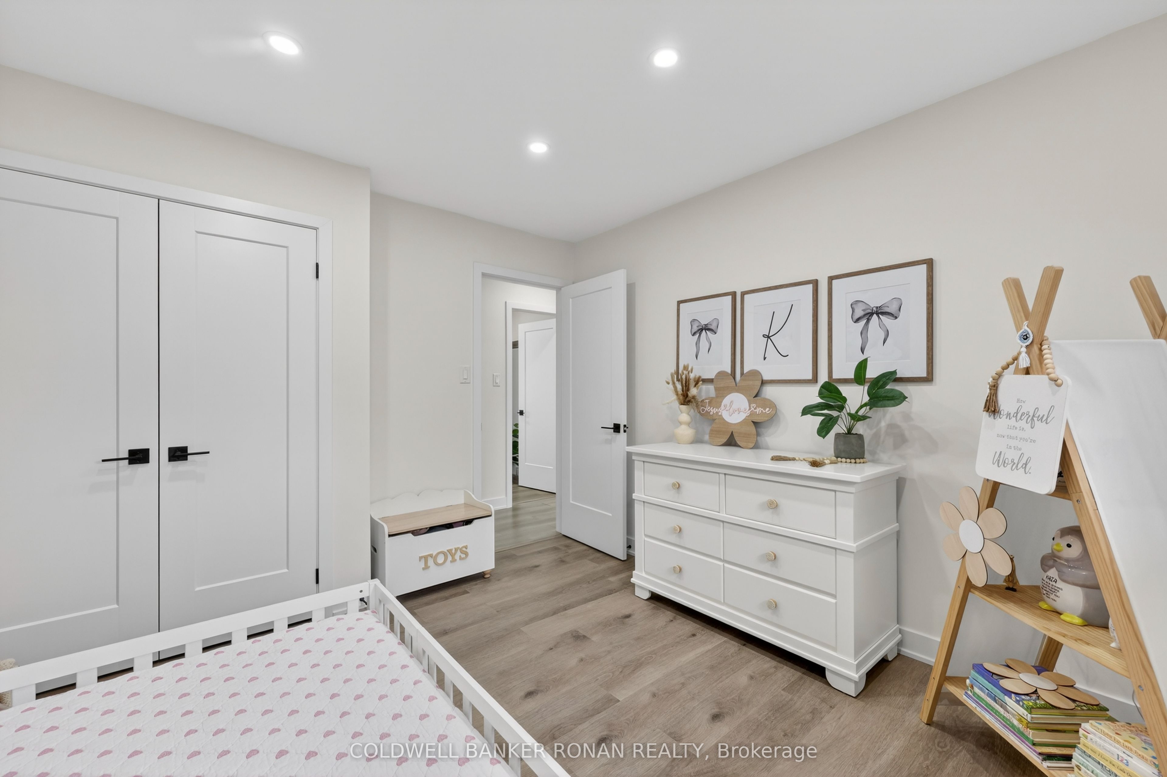 5 John Street Property Photo 23