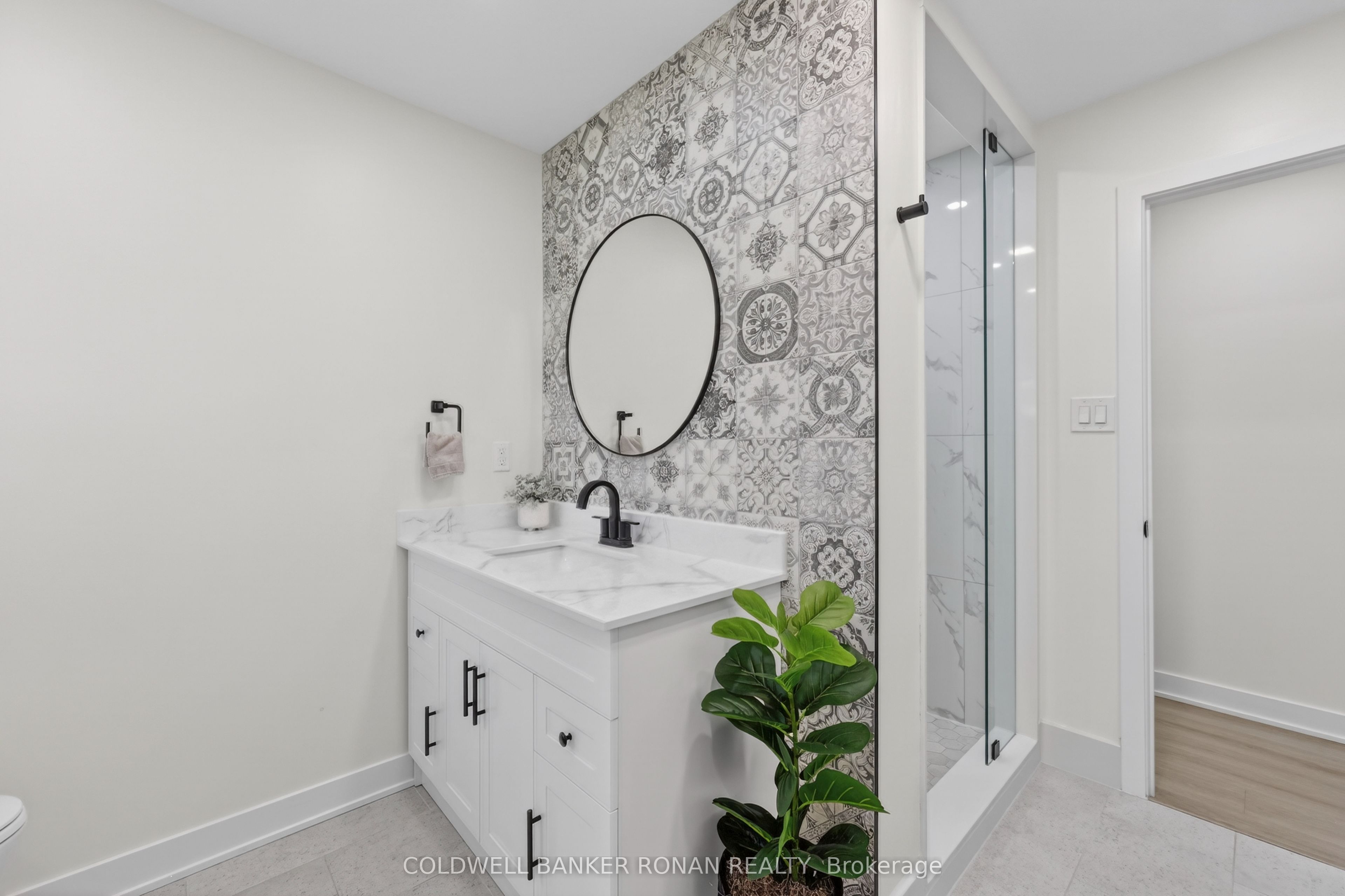 5 John Street Property Photo 29