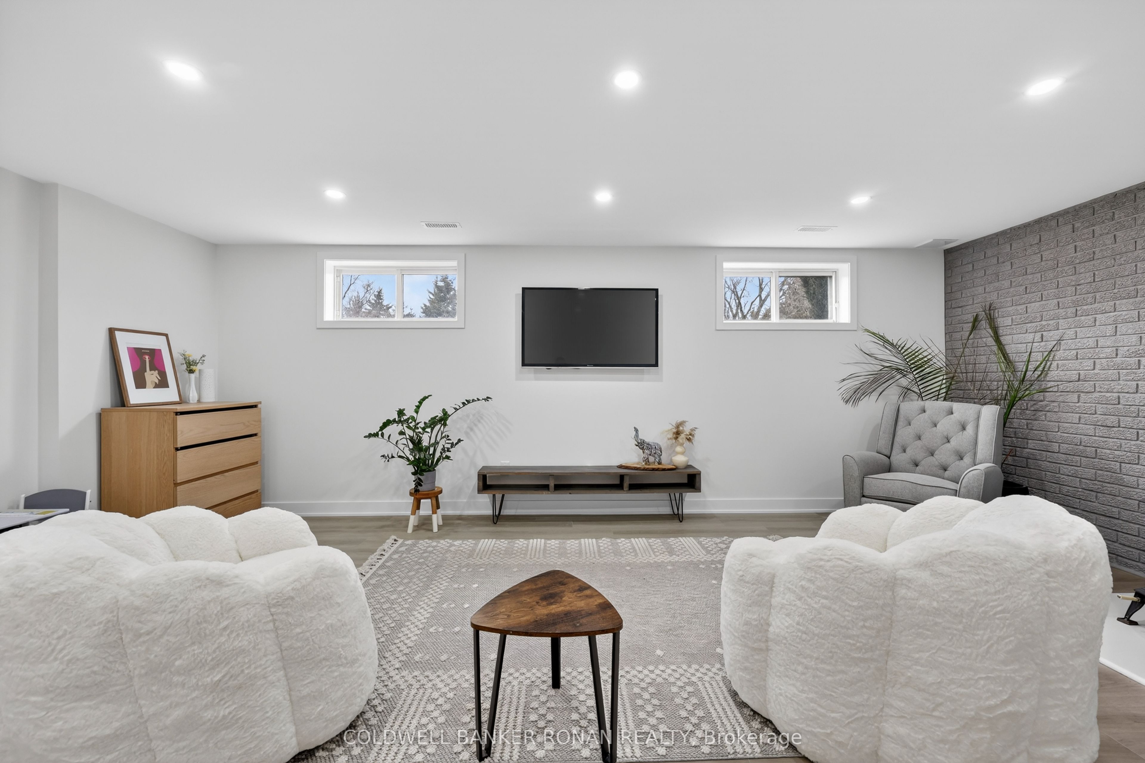 5 John Street Property Photo 34