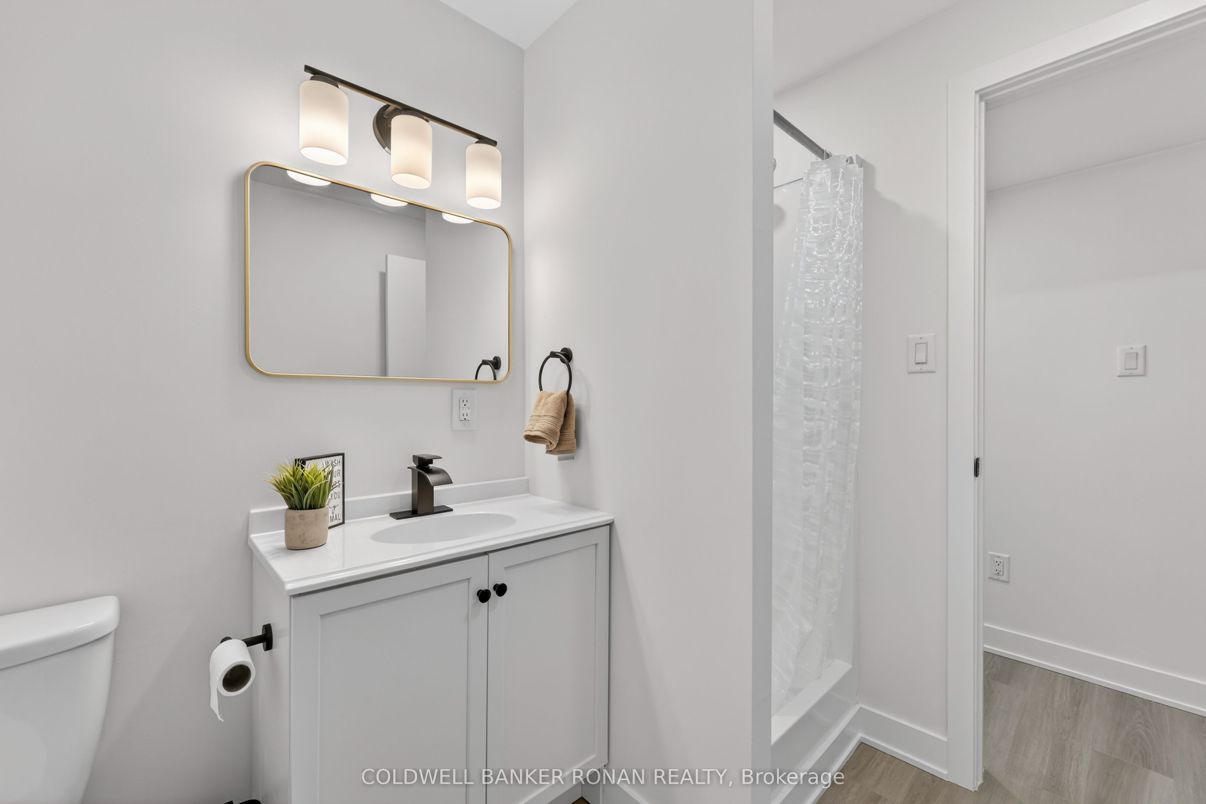 5 John Street Property Photo 38