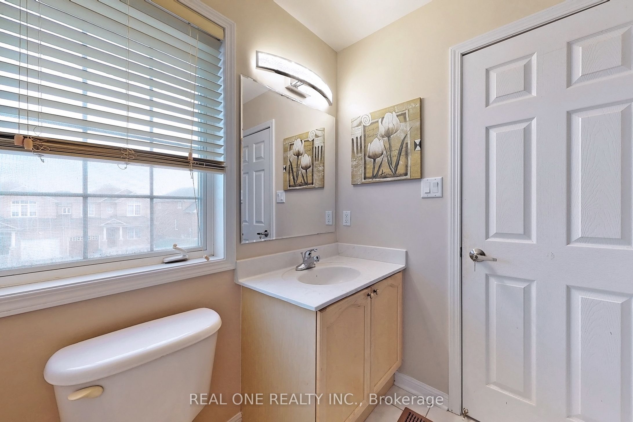 579 Fred Mclaren Boulevard Property Photo 14