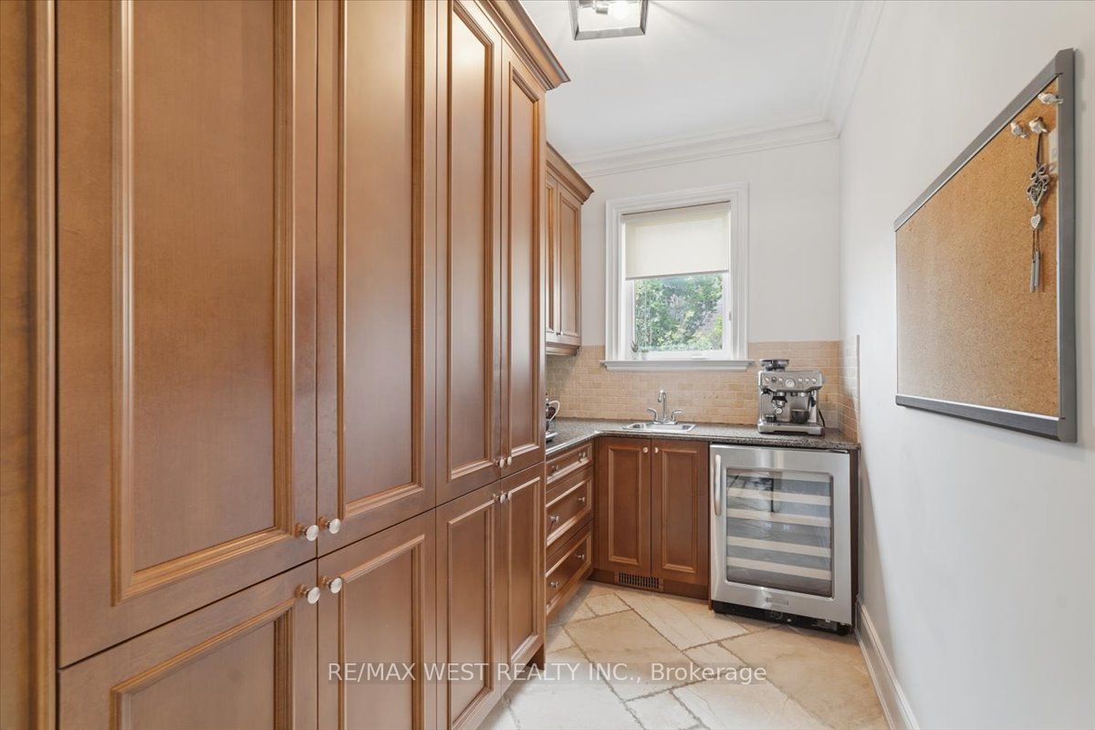 36 Danpatrick Drive Property Photo 7