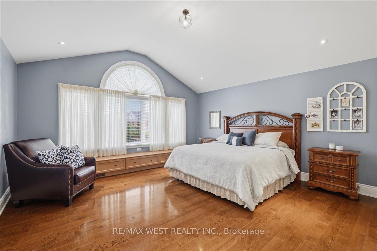 36 Danpatrick Drive Property Photo 11