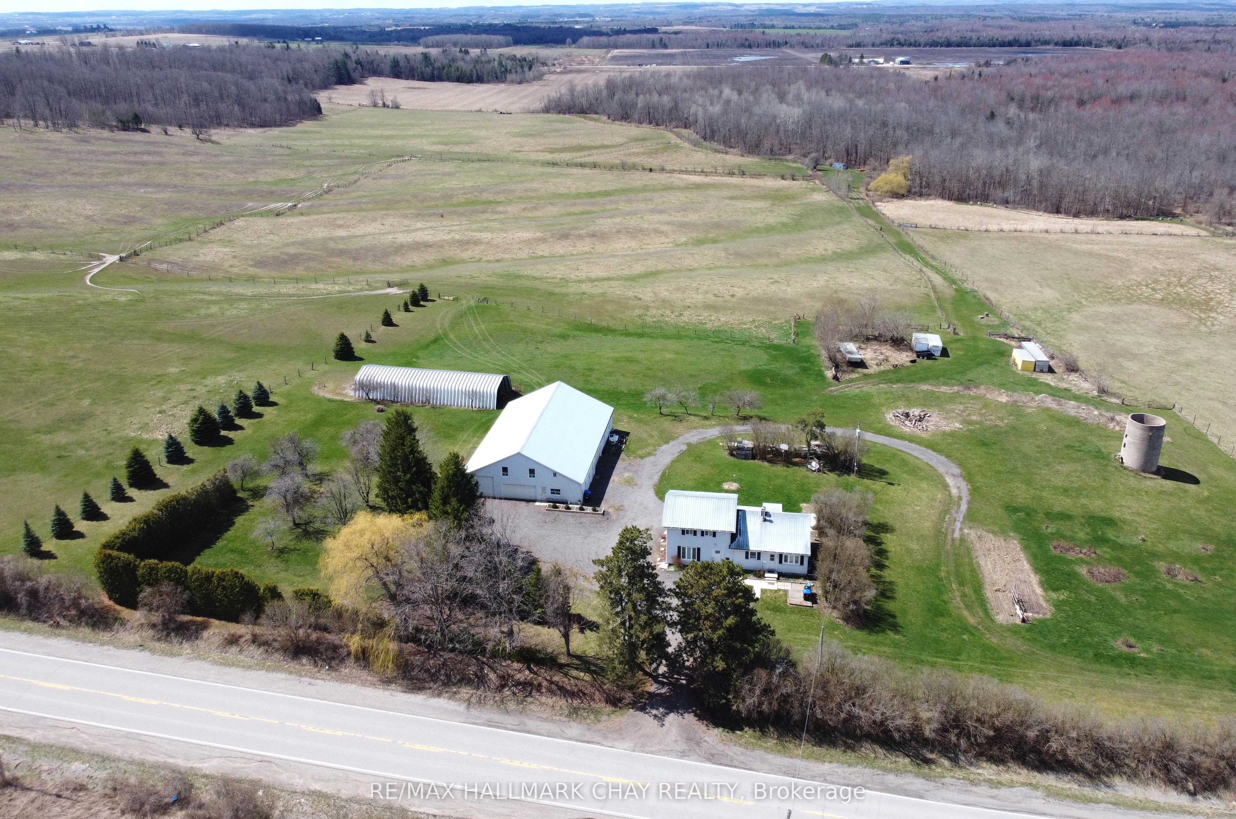 6280 County Rd 15 Property Photo 3
