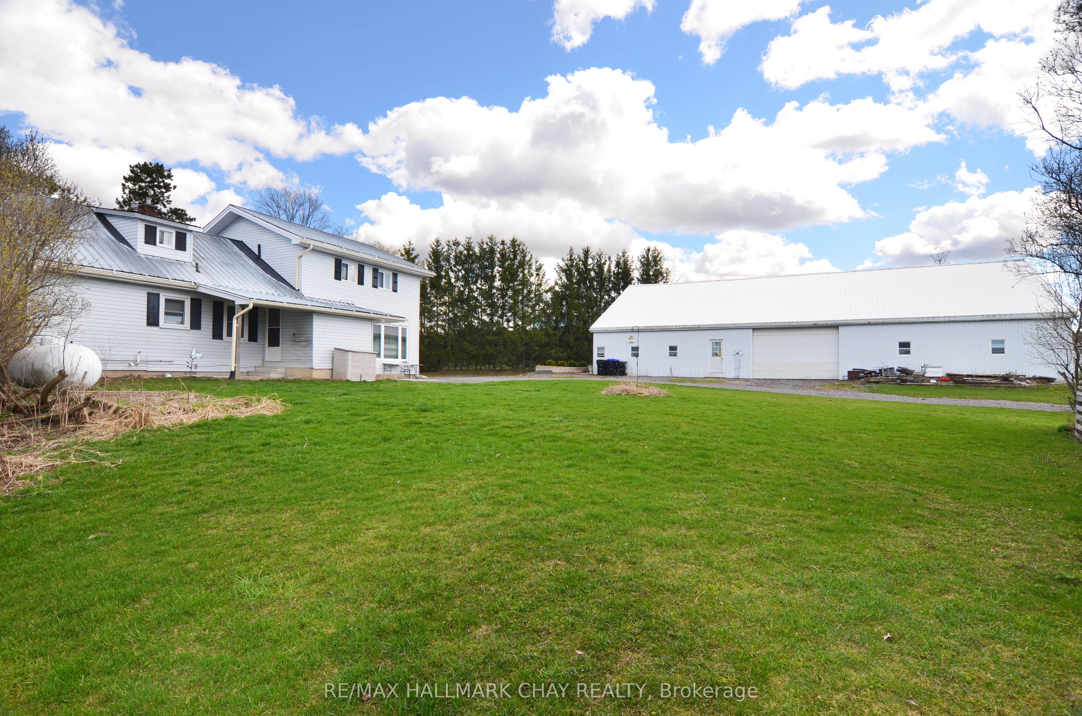 6280 County Rd 15 Property Photo 9