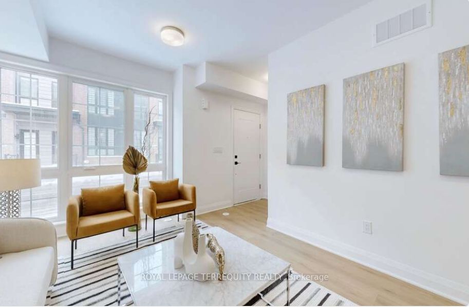 150 Alton Crescent Property Photo 6