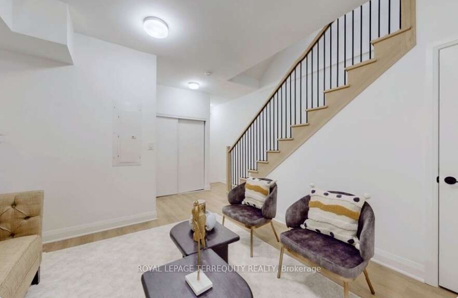 150 Alton Crescent Property Photo 30