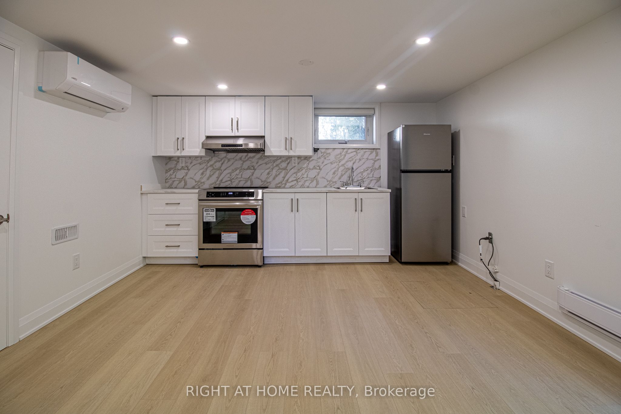 88 Highland Park Boulevard Property Photo 1