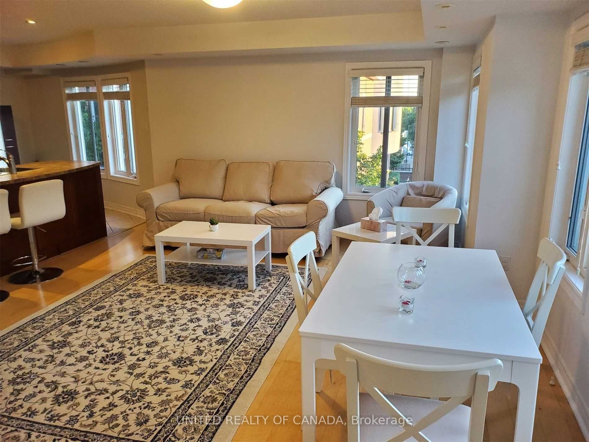 312 John Street 330 Property Photo 6