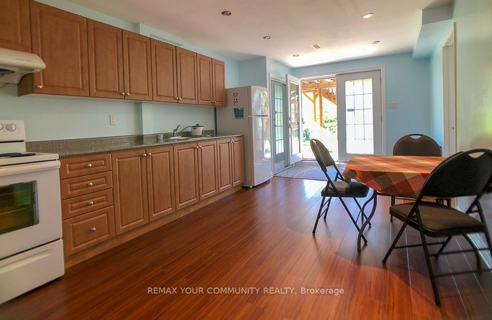 57 Old Orchard Crescent Property Photo 2