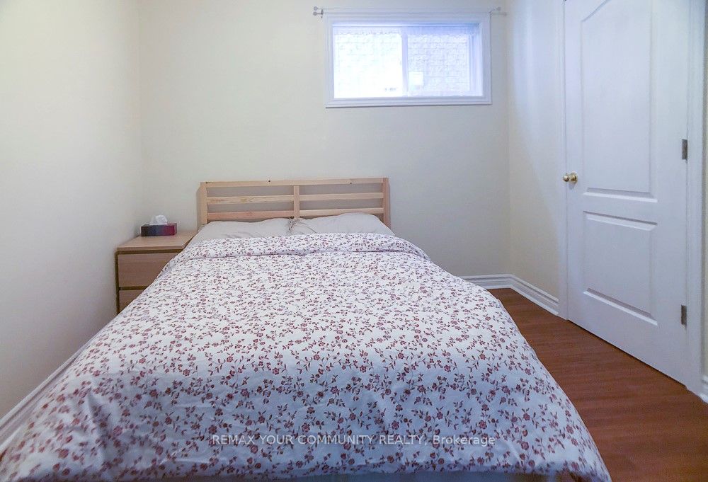 57 Old Orchard Crescent Property Photo 4