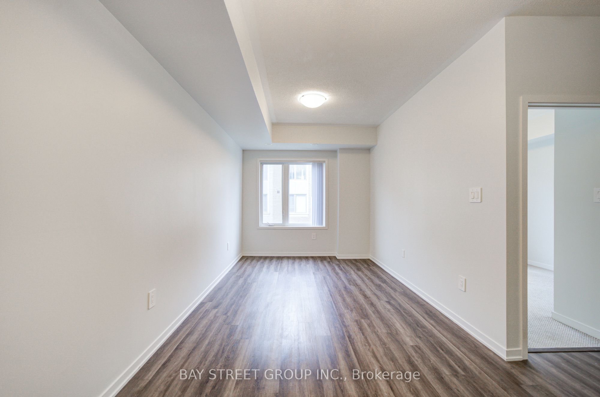 11 Honeycrisp Crescent Th3 Property Photo 11