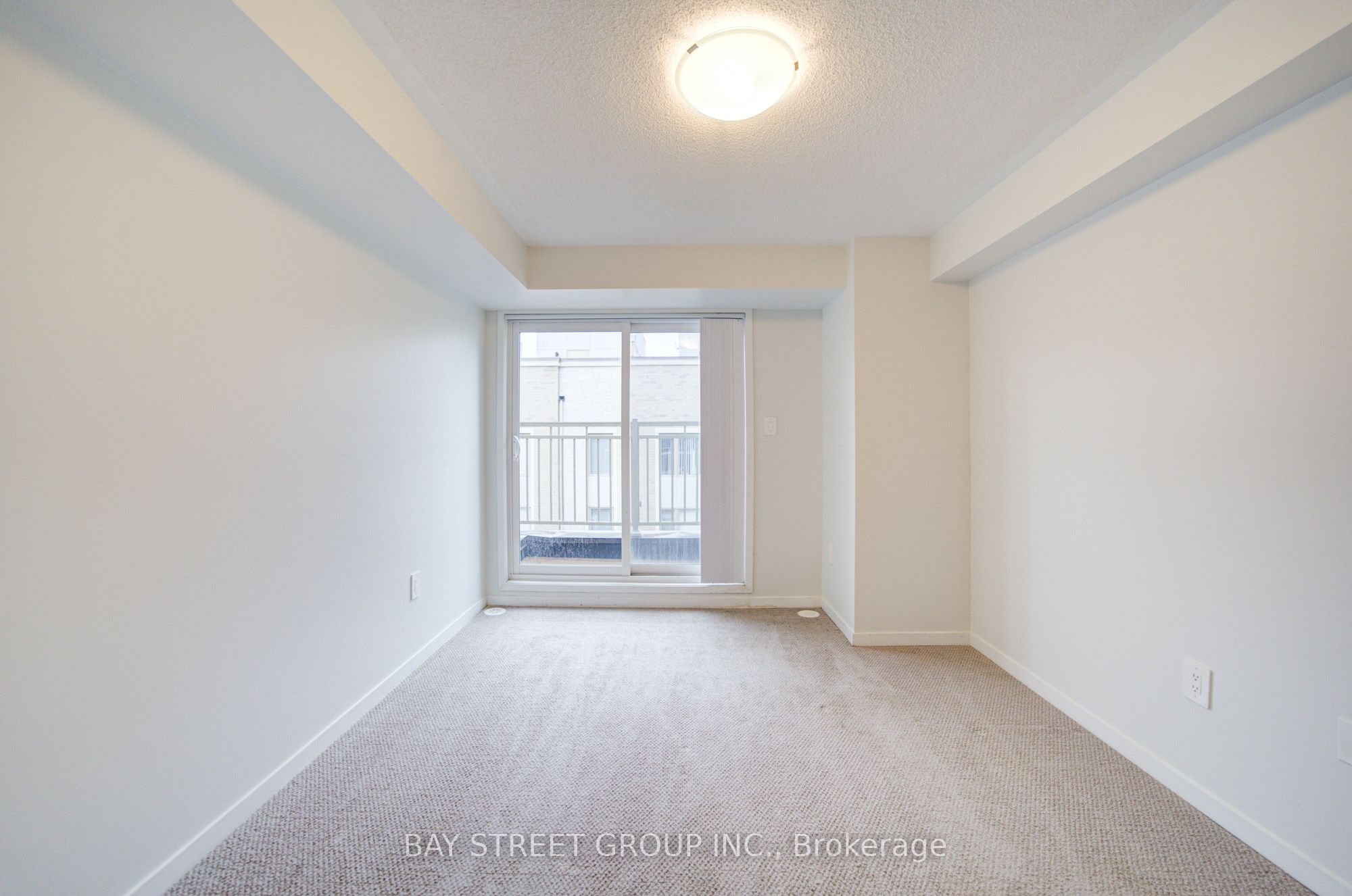 11 Honeycrisp Crescent Th3 Property Photo 25