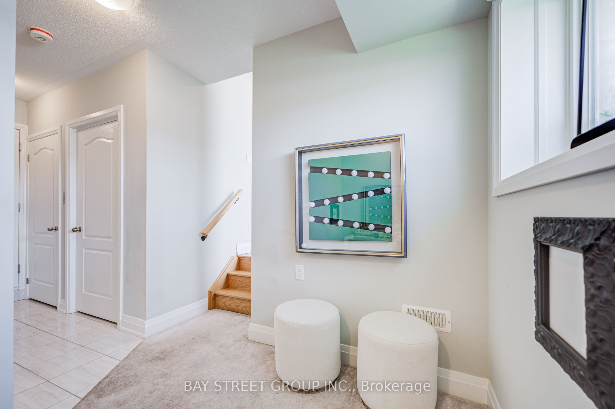 6 Teasel Way Property Photo 3