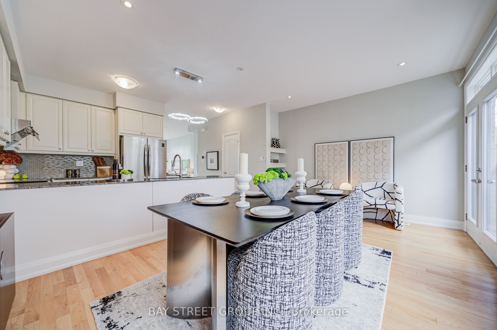 6 Teasel Way Property Photo 14