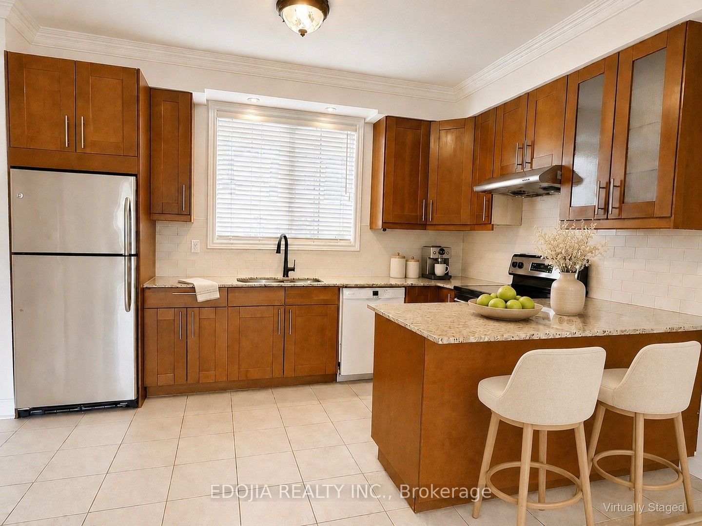 215 16th Avenue 14 Property Photo 10