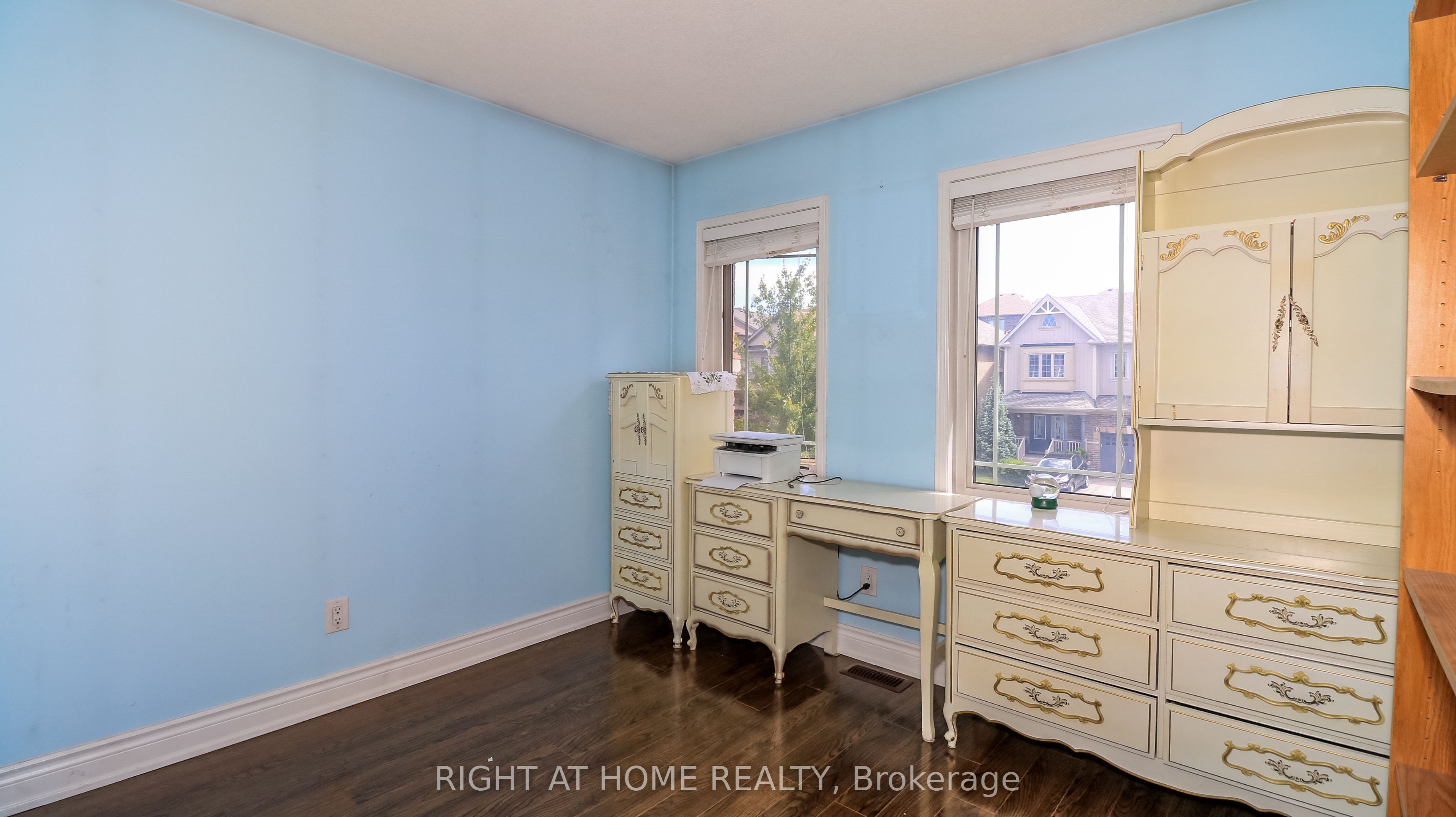 8 Cherry Lane Property Photo 21
