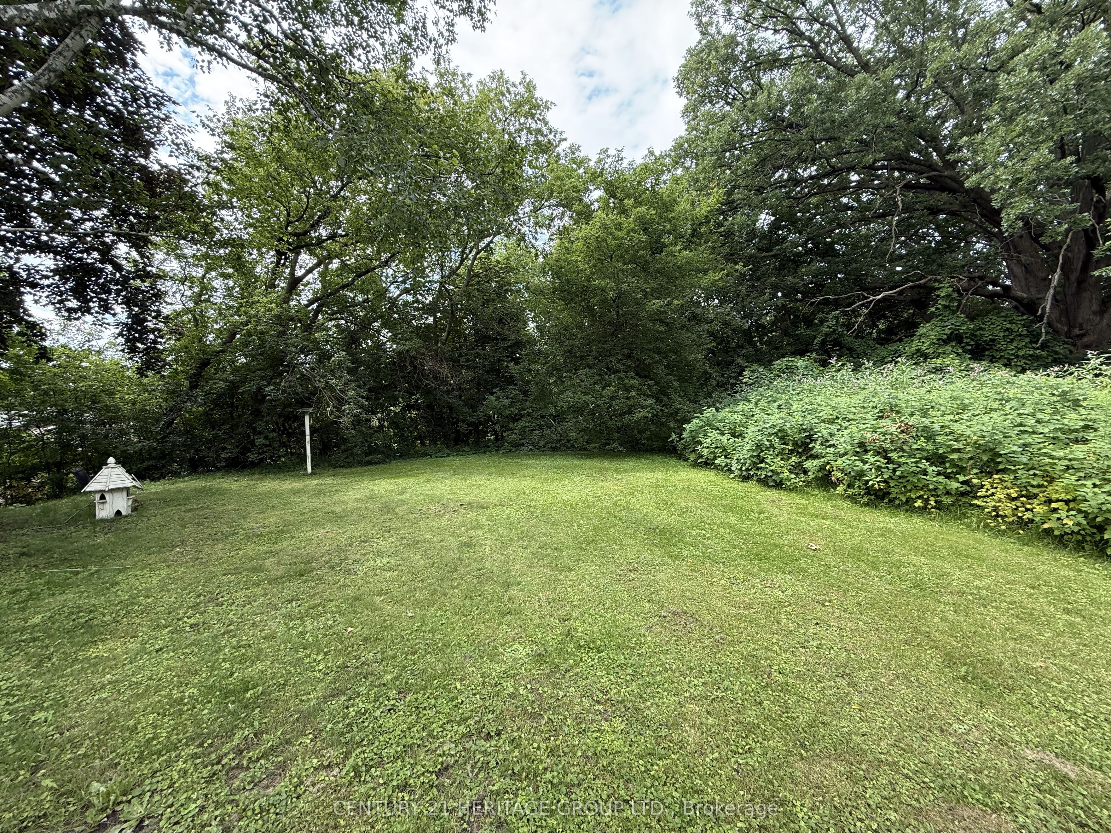 N/a Queens Crescent Property Photo 7