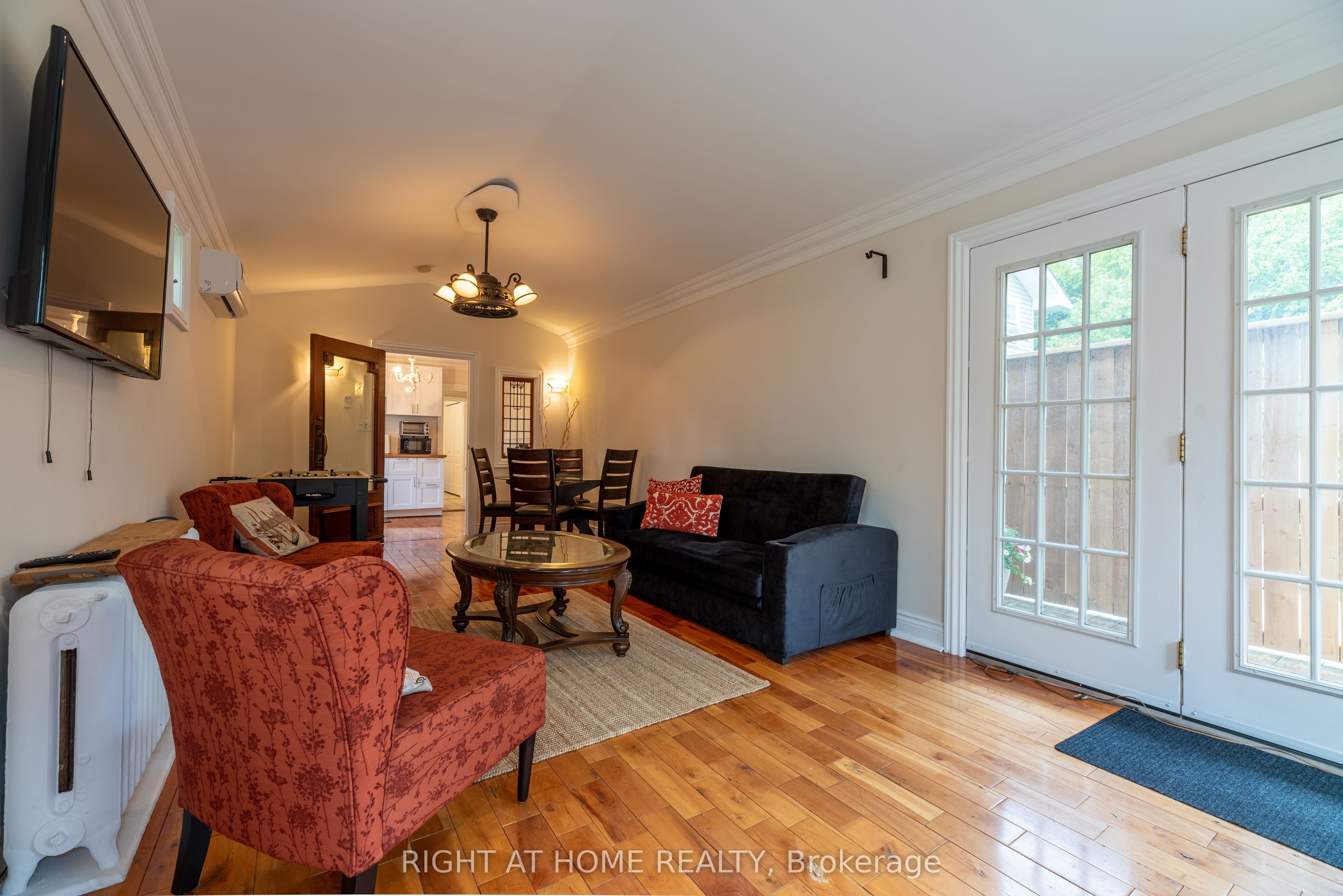 120 Wright Street Property Photo 8
